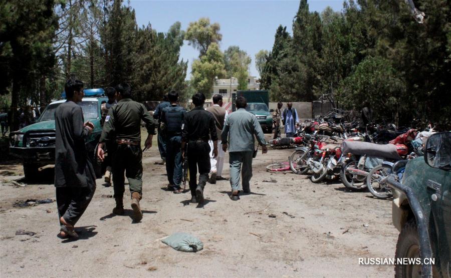 Число погибших и пострадавших в результате взрыва на юге Афганистана достигло 65  человек 