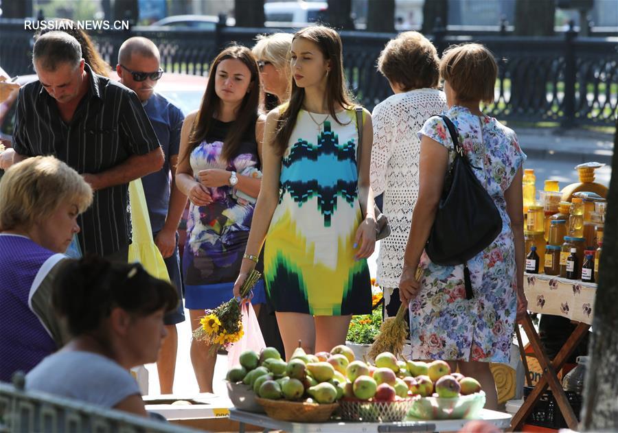 В Украине встретили Яблочный Спас