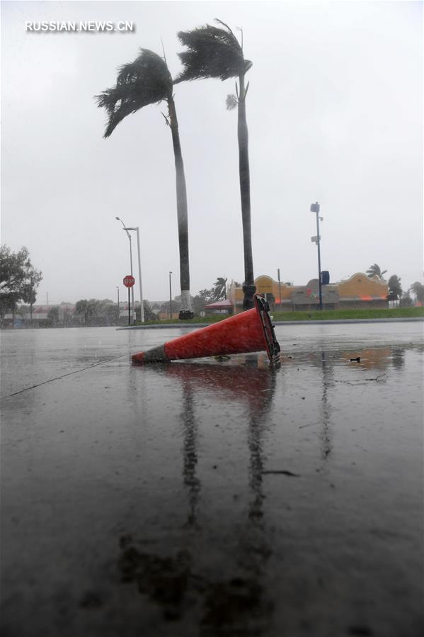 Ураган "Ирма" обрушился на острова Флорида-Кис в США 