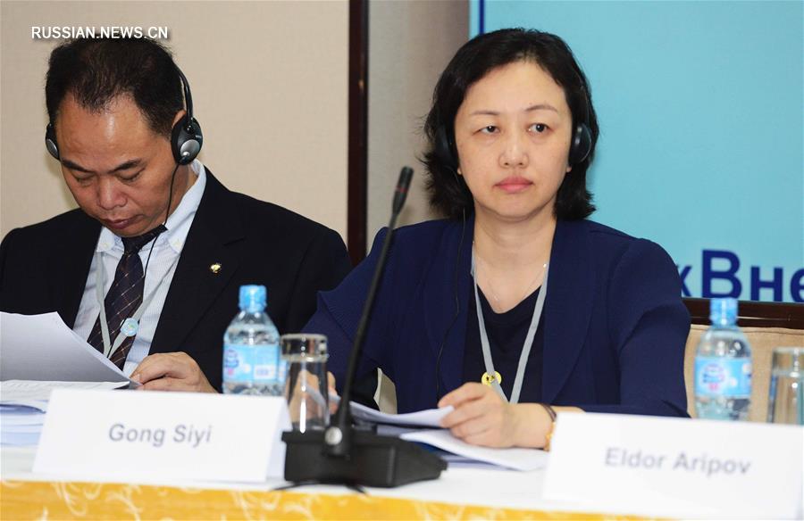Междуанародный круглый стол по вопросам внешней политики прошел в Ташкенте