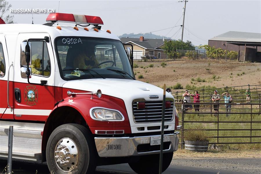 Пожар в Калифорнии распространяется, 15 человек погибли