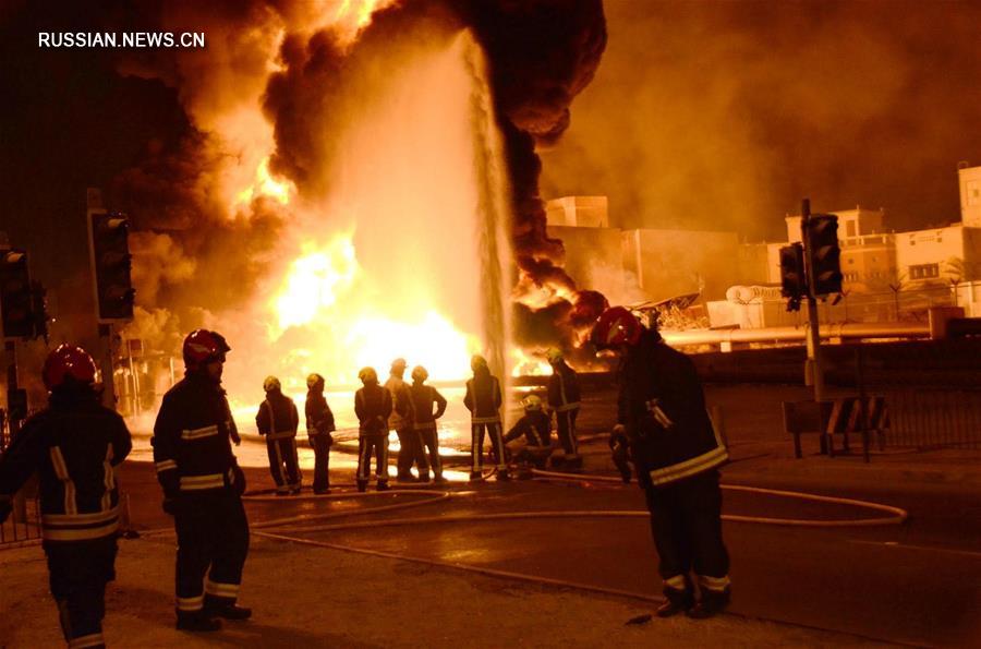 Бахрейн назвал взрыв и возгорание на нефтепроводе терактом