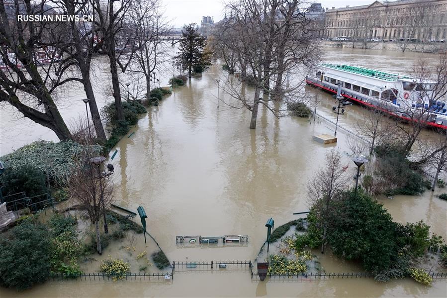 Во Франции объявлено "оранжевое" предупреждение о наводнении