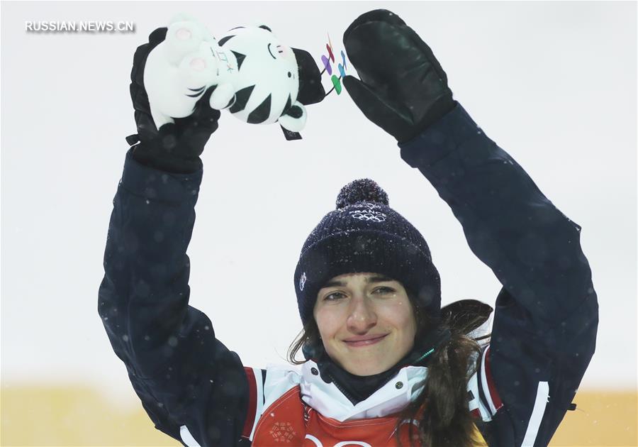 Французская фристайлистка Лаффон завоевала золото Олимпиады-2018 в могуле