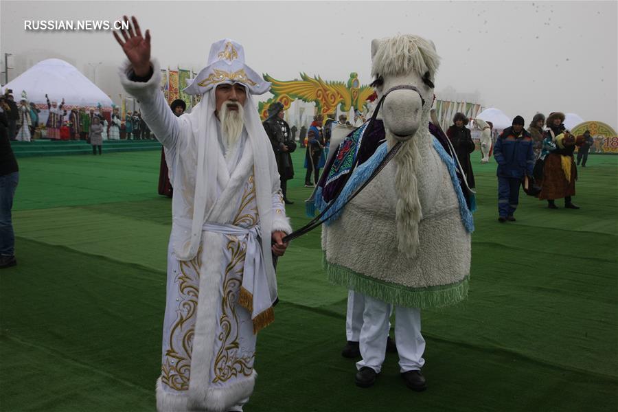 Алматинцы празднуют Наурыз