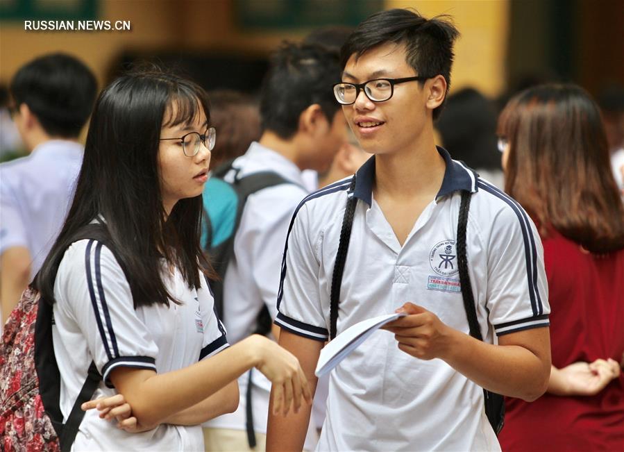 Во Вьетнаме начались школьные выпускные экзамены и вступительные экзамены в вузы