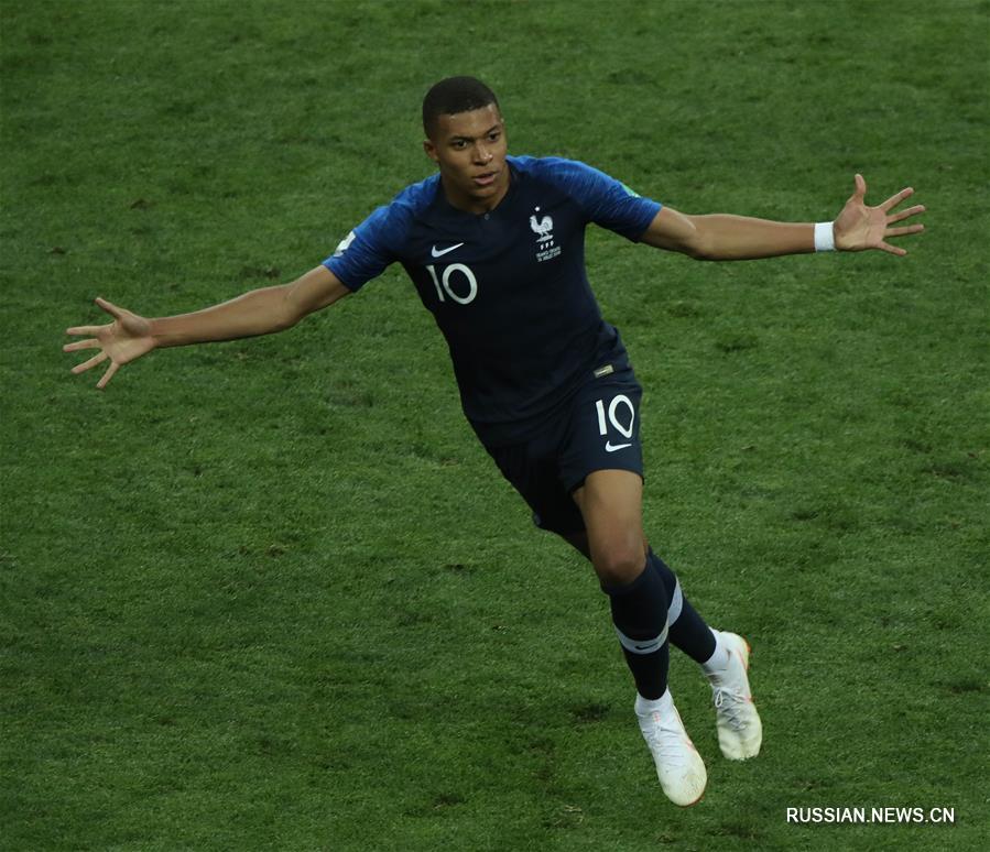 Футбол -- ЧМ-2018, финал: К.Мбаппе довел преимущество французов до крупного