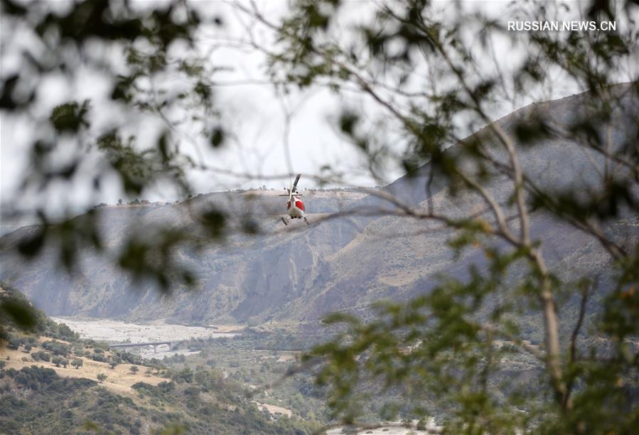 Десять туристов погибли при паводке в Италии 