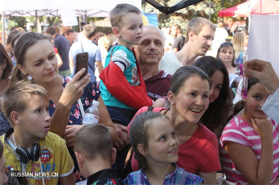 В Киеве прошел фестиваль "Научные пикники"