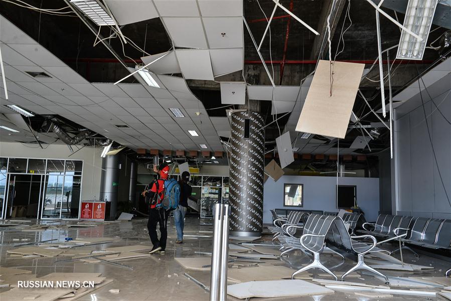 Число жертв землетрясения и цунами в Индонезии достигло 832 человек