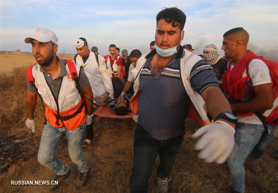 На границе сектора Газа произошли столкновения между палестинцами и израильскими военными 