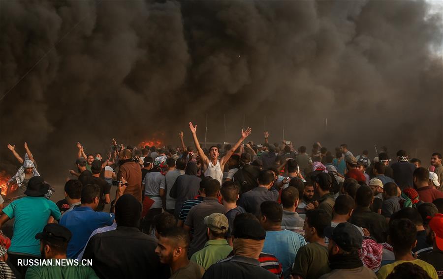 На границе сектора Газа произошли столкновения между палестинцами и израильскими военными 