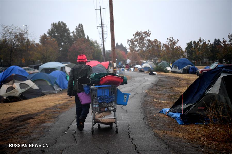В районе США, пострадавшем от лесного пожара прошел дождь