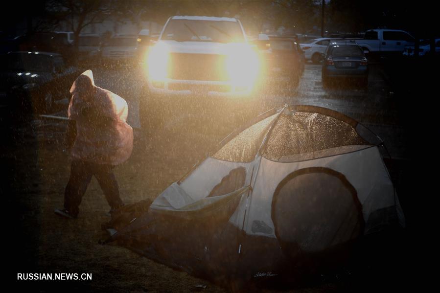 В районе США, пострадавшем от лесного пожара прошел дождь