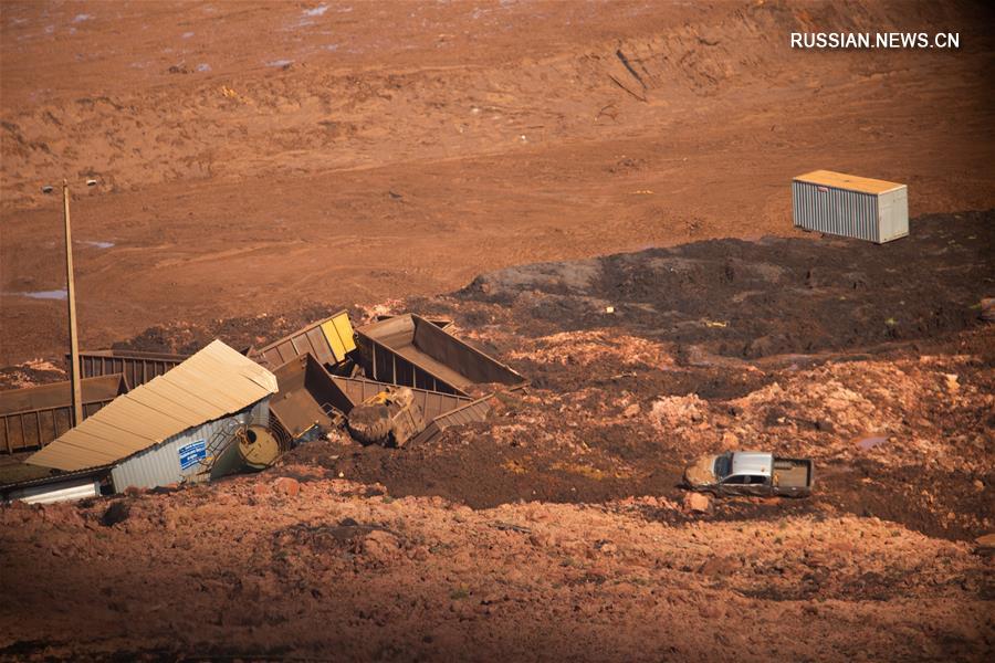 Прорыв дамбы произошел на юге Бразилии, по меньшей мере 200 человек числятся пропавшими без вести 