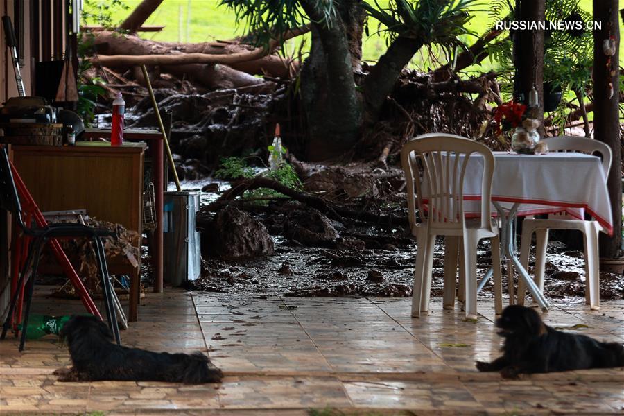 Прорыв дамбы произошел на юге Бразилии, по меньшей мере 200 человек числятся пропавшими без вести 