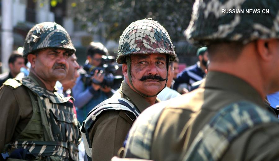 В подконтрольной Индии части Кашмира произошел взрыв ручной гранаты