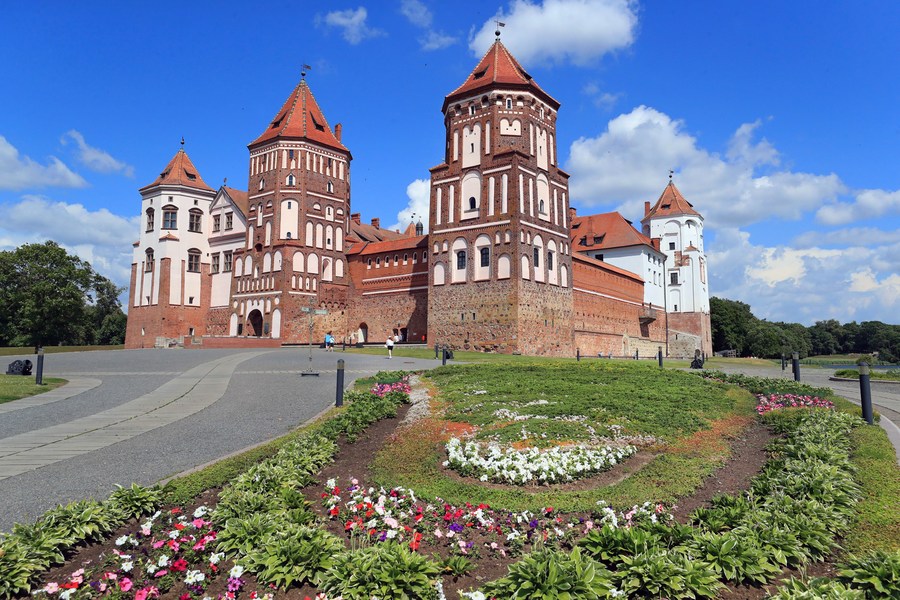 Мирский и несвижский замки экскурсия из минска