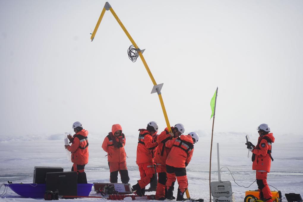 Плавание в Северном Ледовитом океане экстремальное развлечение. Экспедиция в китай