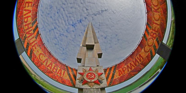 Символ победы Великой Отечественной войны в Беларуси -- "Курган Славы"