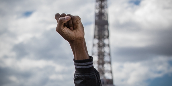 Жители Франции выразили протест против расовой дискриминации